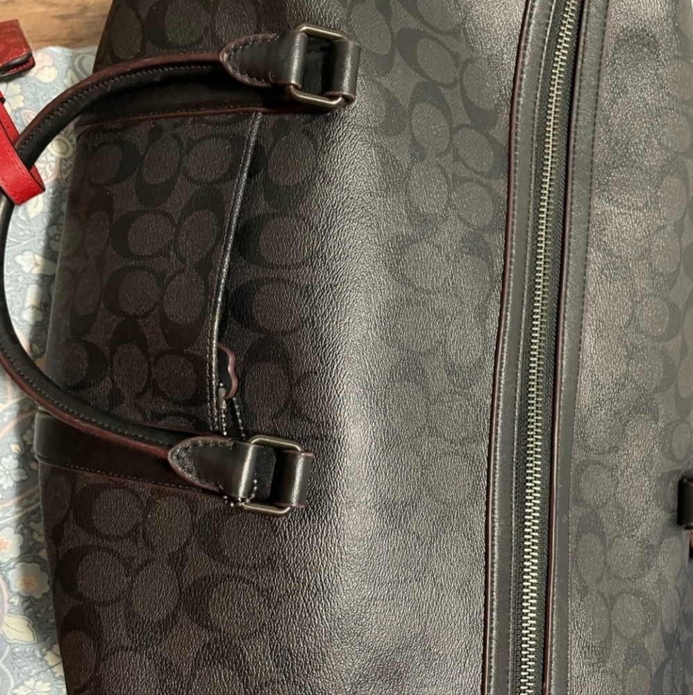 🔥NWOT BIG Coach duffle bag 🔥